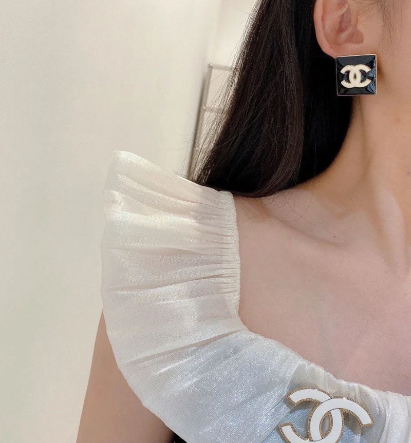 Ch**el earrings